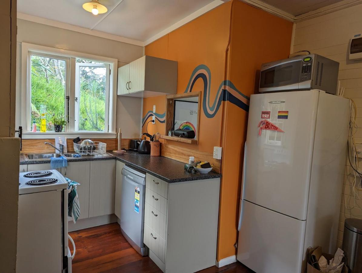 Cox Bay Cottage Raglan Esterno foto